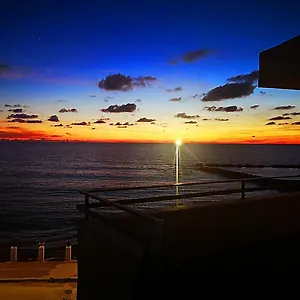 Seaside Ferienhaus San Leone